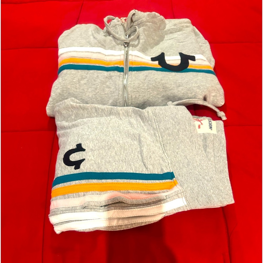True religion sweatsuit